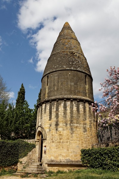 Sarlat - Lanterne des morts - PA00082924 - 002