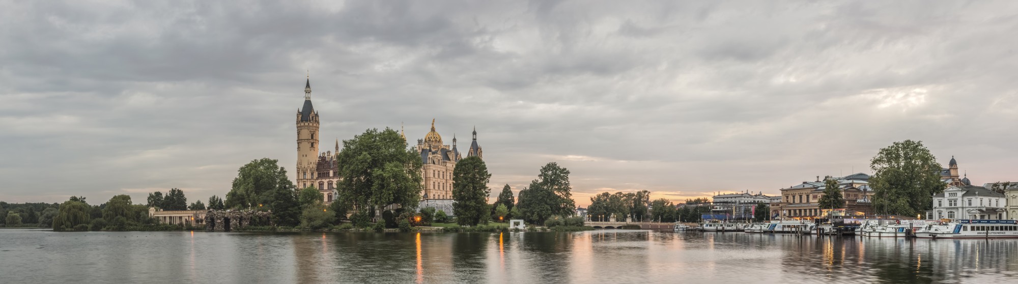 Schweriner Schloss 01 (MK)