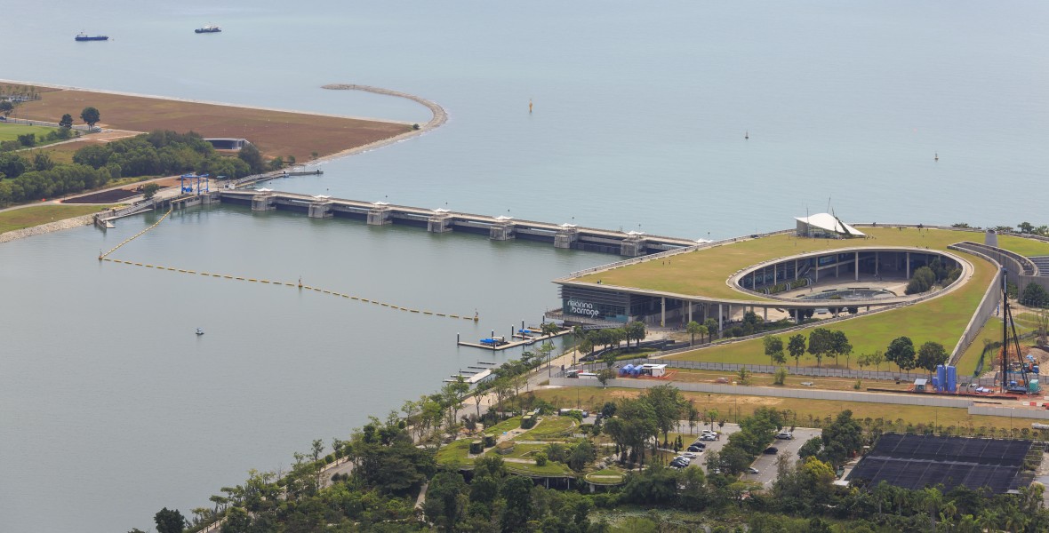Singapore Marina-Barrage-01