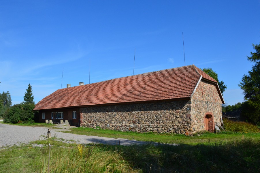 Soe Inn 01