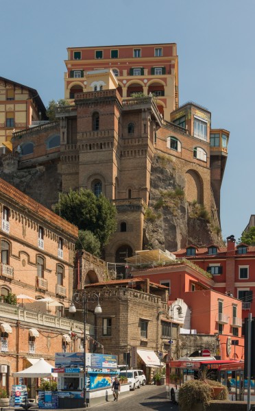 Sorrento buidings