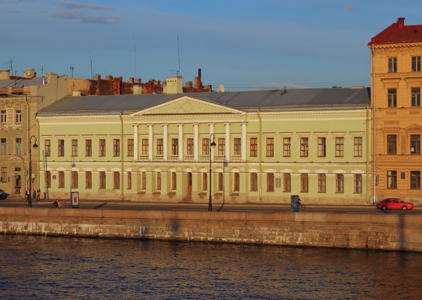 Spb 06-2012 English Embankment 02