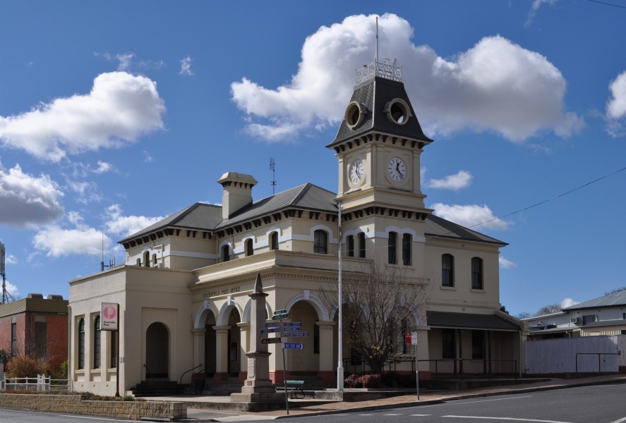 Tenterfield PO 2010