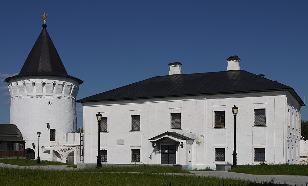 The Northeastern Corner Round Tower and the Monks' Building