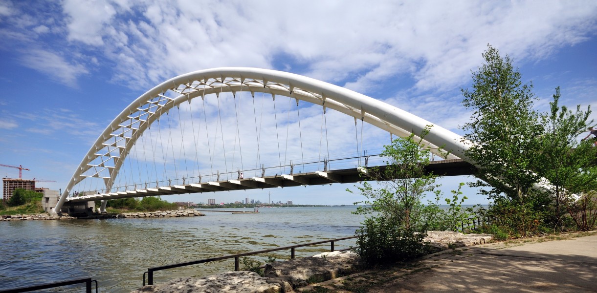 Toronto - ON - Humber Bay und Humber Bay Arch Bridge