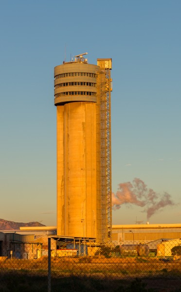 Torre de la estación depuradora, Puerto de Sagunto, España, 2015-01-04, DD 89