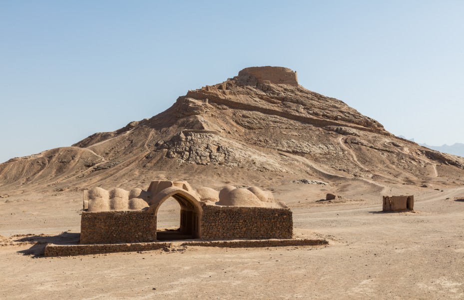 Torre del silencio, Yazd, Irán, 2016-09-21, DD 74