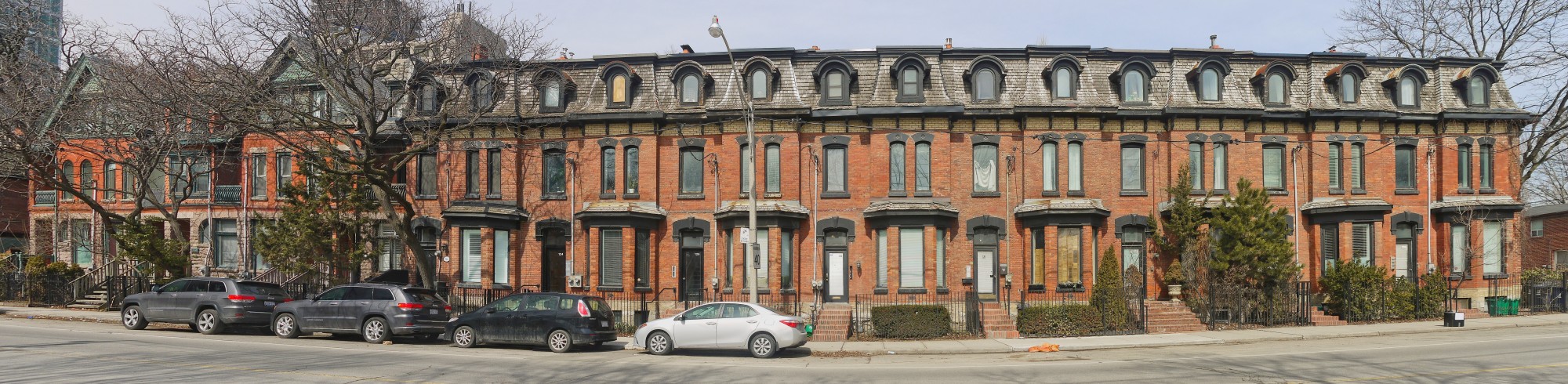 Townhouses on Shuter St