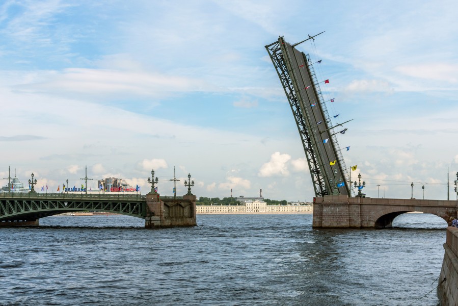Trinity Bridge SPB (img1)