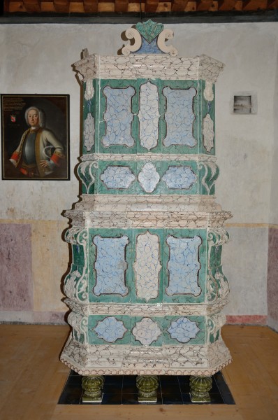 Trostburg Kachelofen Barock