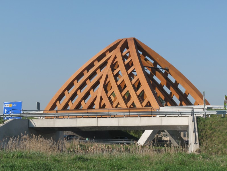 Tussen Sneek en IJlst, houten viadukt foto5 2011-04-25 09.31