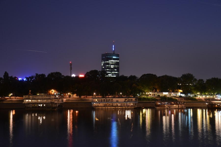 Ušće Tower by night