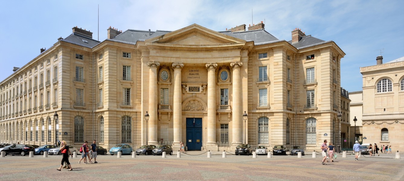 Universite de Paris Faculte de droit DSC 1945w