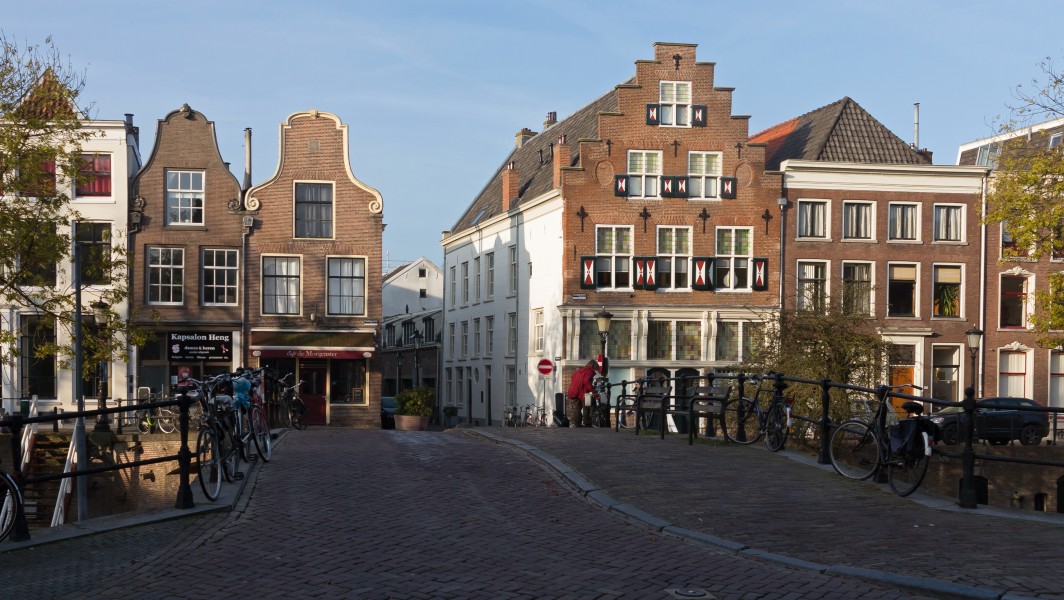 Utrecht, RM-panden aan de Oudegracht 317-329oneven foto4 2015-11-01 09.16