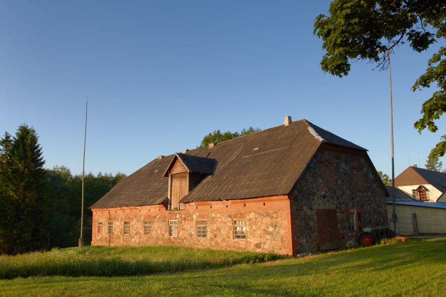 Väimela mõisa vankrikuur 2011-06
