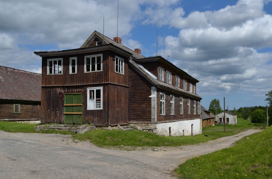 Vaeküla mõisa ait-kelder