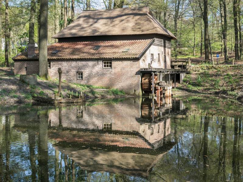 Veluwse Papiermolen in het Openluchtmuseum van Arnhem