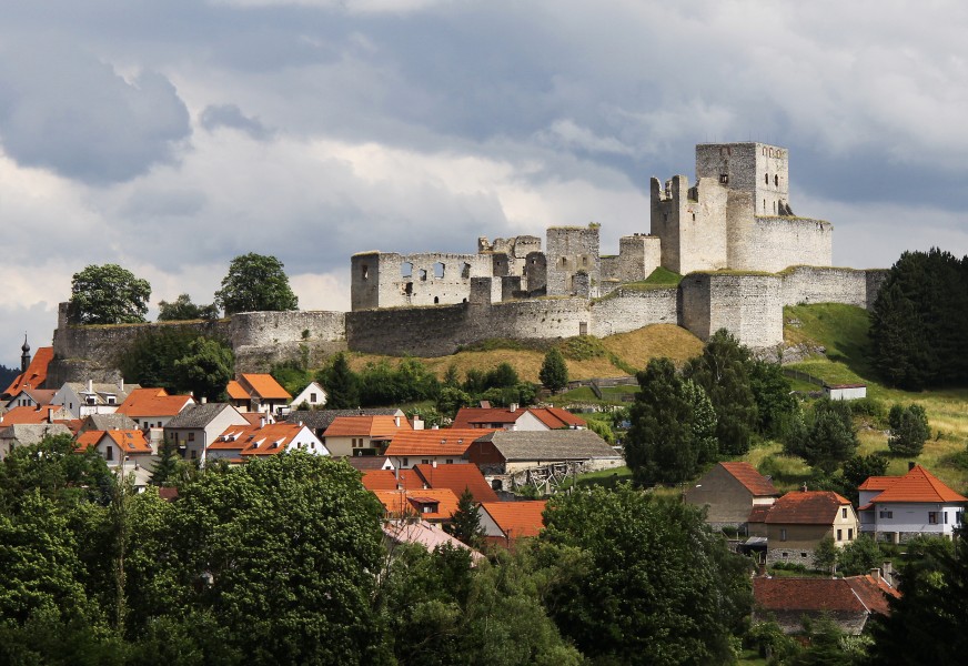 View of the Rabí Castle (4)
