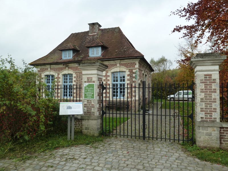 Villeneuve d' Ascq.- Le Relais Nature du lac du Héron (1)