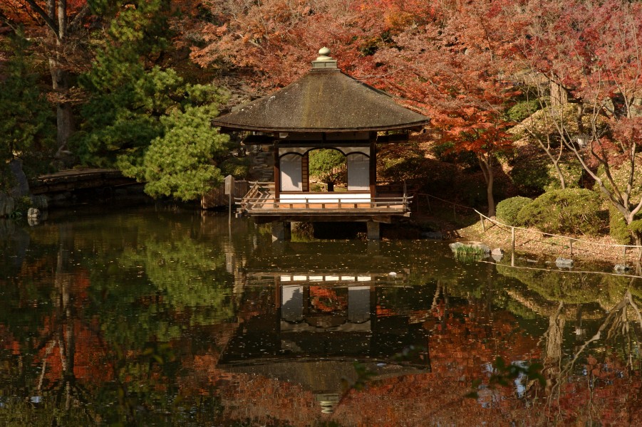 Wakayama Castle Nishinomaru Garden04bs3200