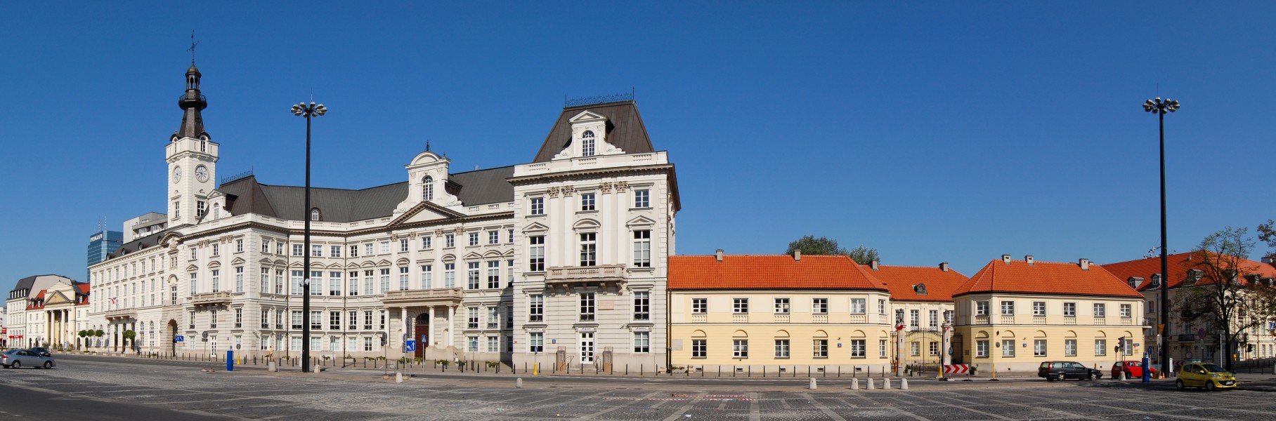 Warszawa północna pierzeja placu Teatralnego