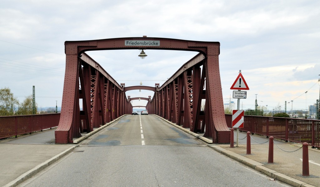 Weil am Rhein - Friedensbrücke2