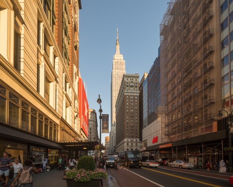 West 34th Street August 2017 02