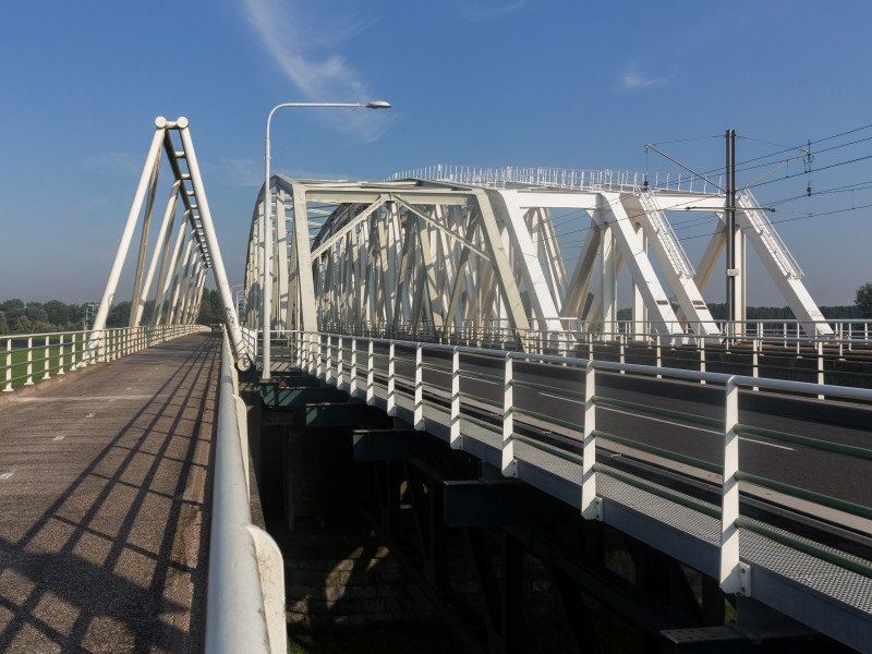Westervoort, de Westervoortse Brug foto4 2015-08-20 09.24