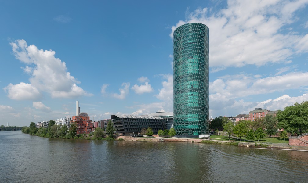 Westhafen, Frankfurt, East view 20170514 4