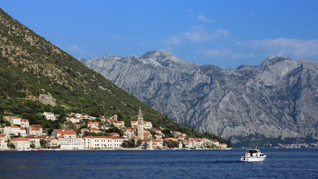 Widok na Perast od strony morza 05