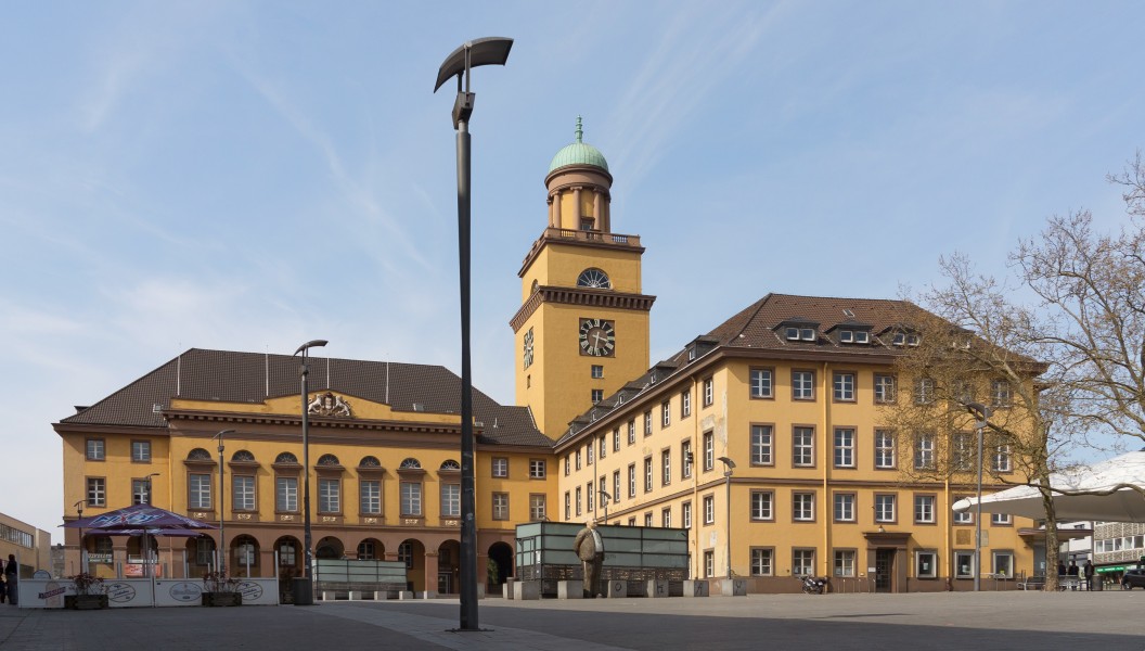 Witten, het stadhuis Dm90 foto4 2015-04-19 15.29