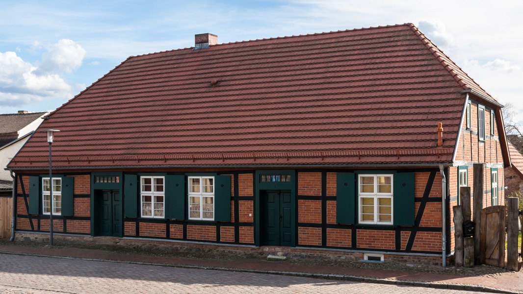 Wohnhaus, Kirchstr 1, Ribnitz-Damgarten (DSC04826)