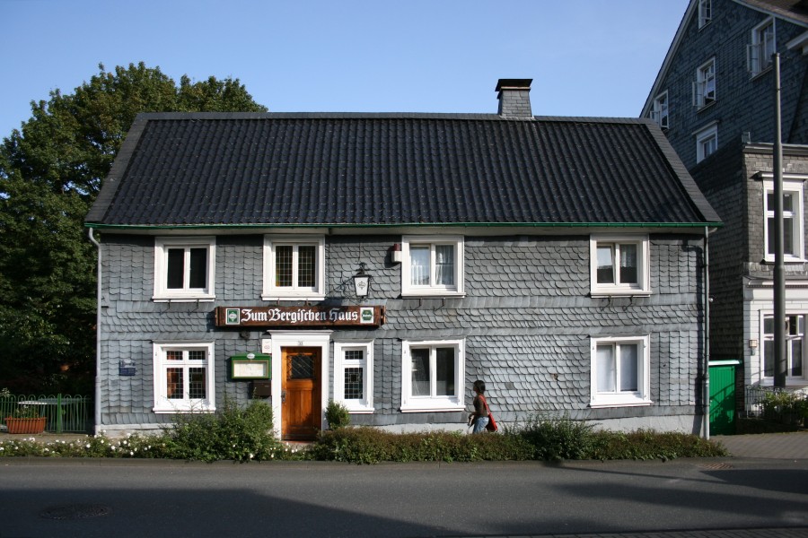 Wuppertal Ronsdorf - Zum Bergischen Haus 02 ies