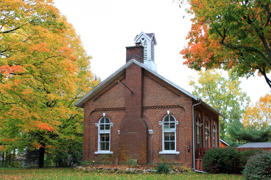 Ypsilanti Michigan Public School Dis't No. 6, (1881), 9095 Huron River Drive - panoramio