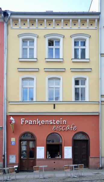 Ząbkowice Śląskie, Rynek 31, 01