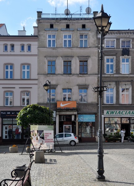 Ząbkowice Śląskie, Rynek 39, 01