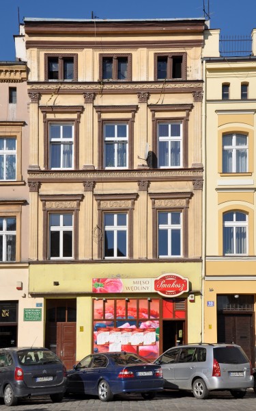 Ząbkowice Śląskie, Rynek 9, 01