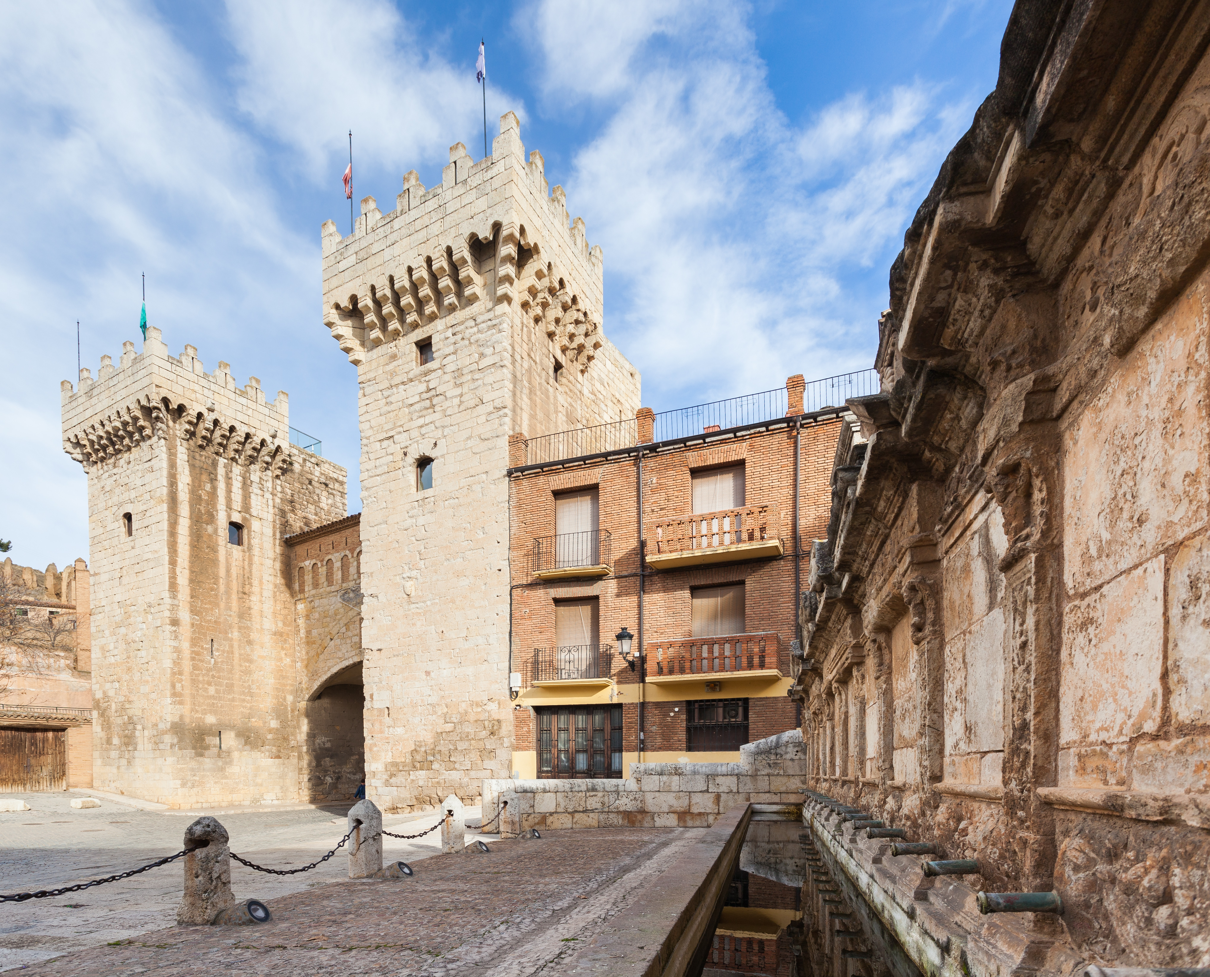 Puerta Baja, Daroca, Zaragoza, España, 2014-01-08, DD 17