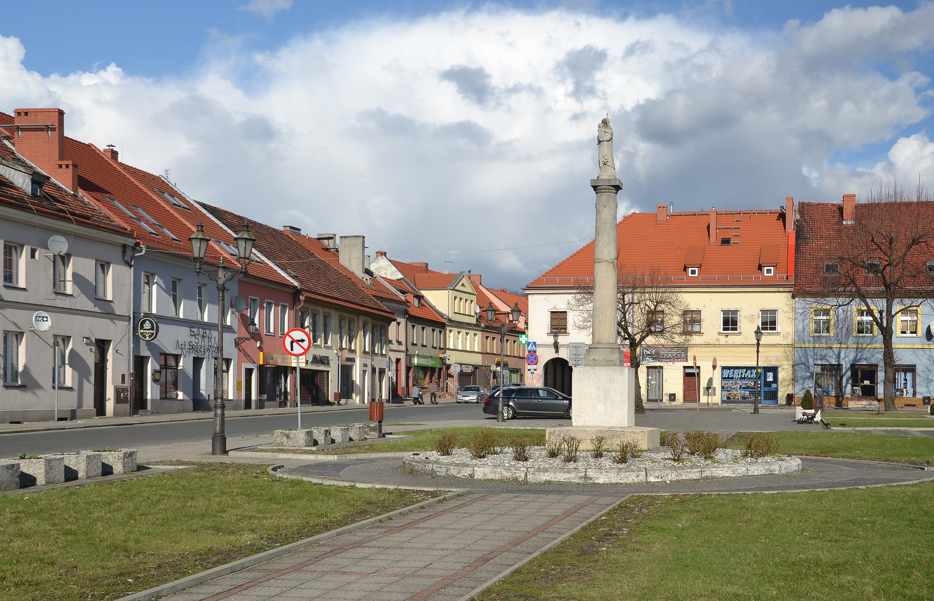 Pyskowice (Peiskretscham) - market square