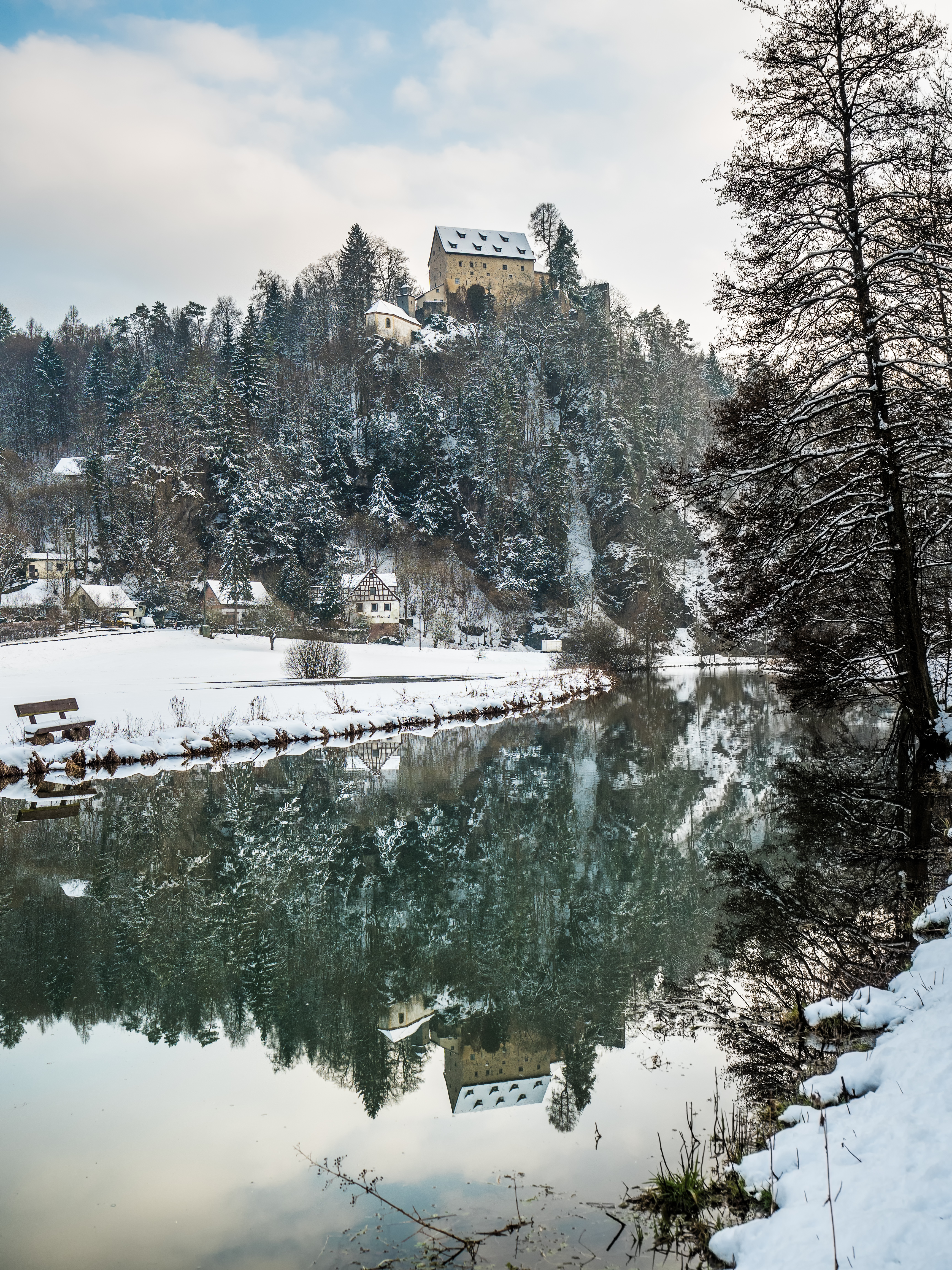 Rabeneck-Burg-3018602
