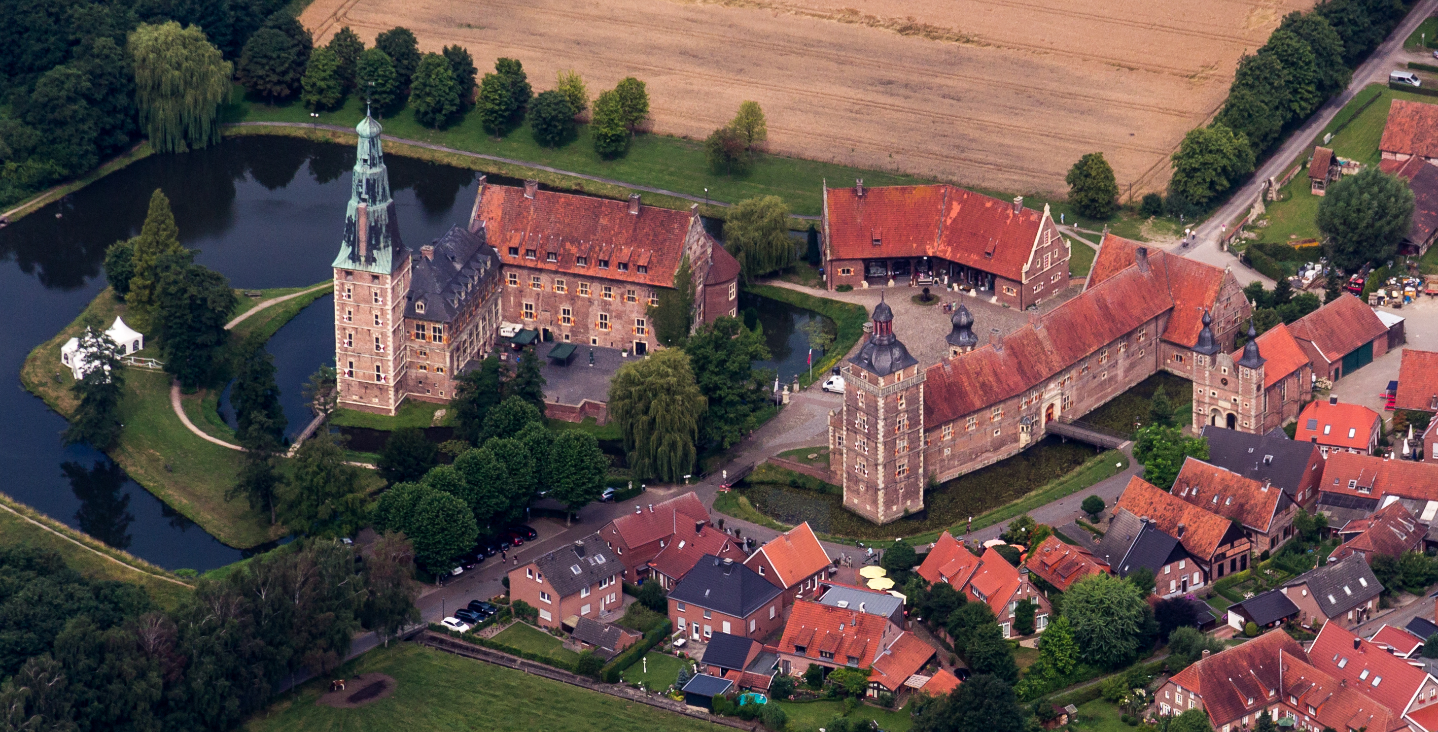 Raesfeld, Schloss Raesfeld -- 2014 -- 0032 -- Ausschnitt