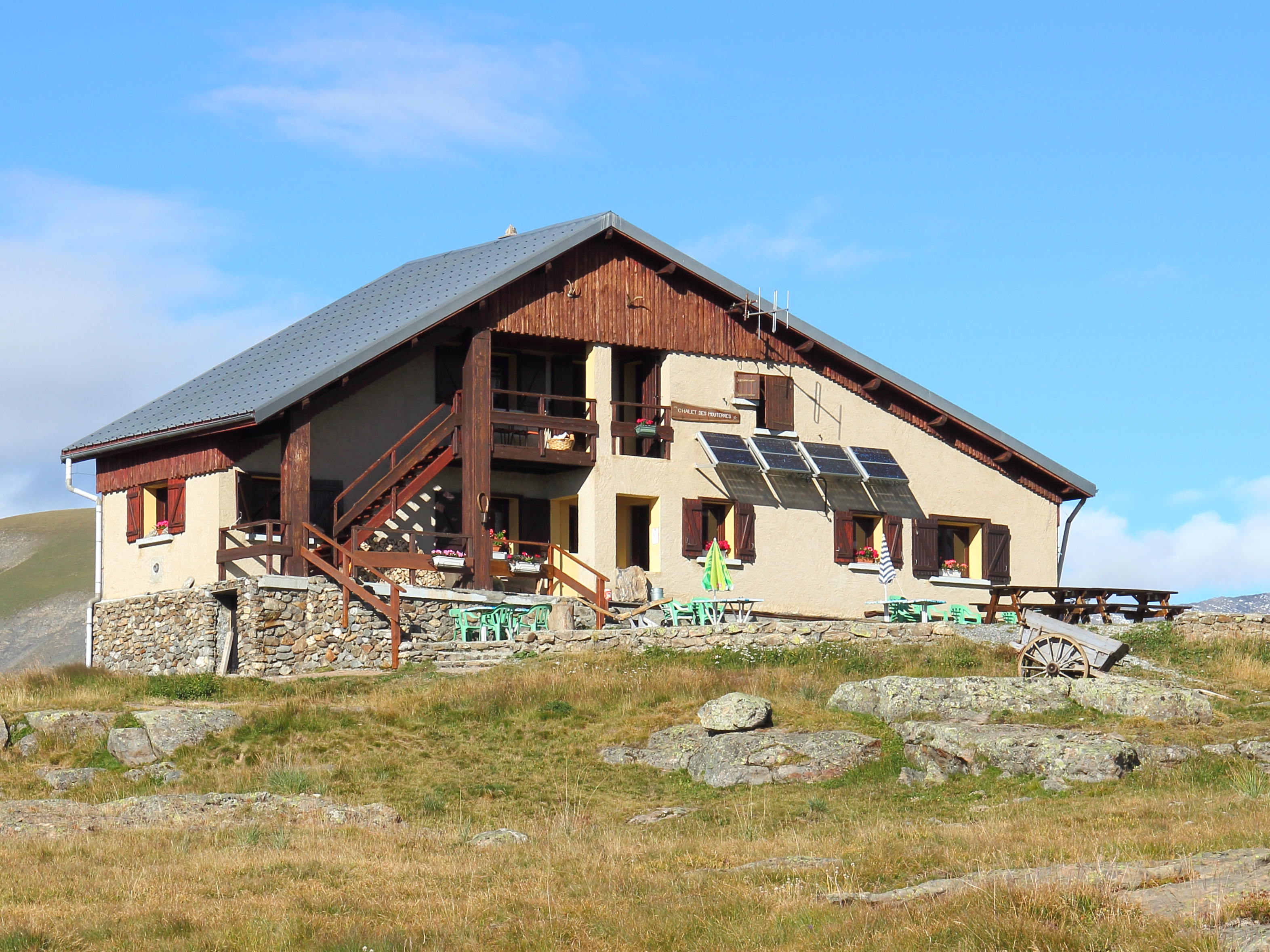 Refuge des Mouterres, Plateau d'emparis, (2260 m.) 02