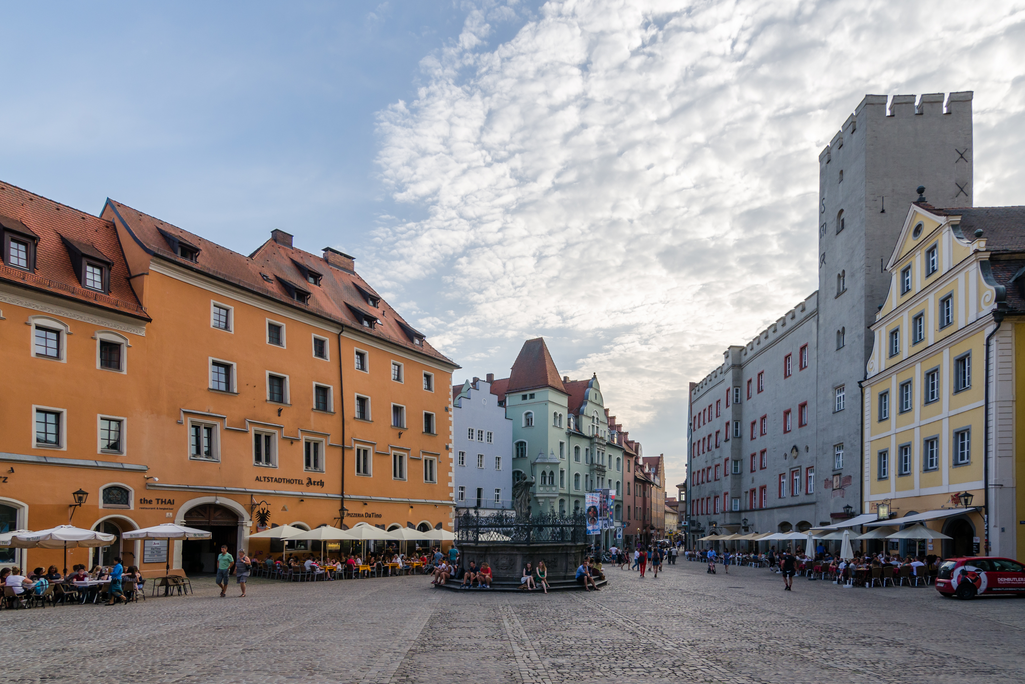 Regensburg, Haidplatz, 2017-06 CN-01
