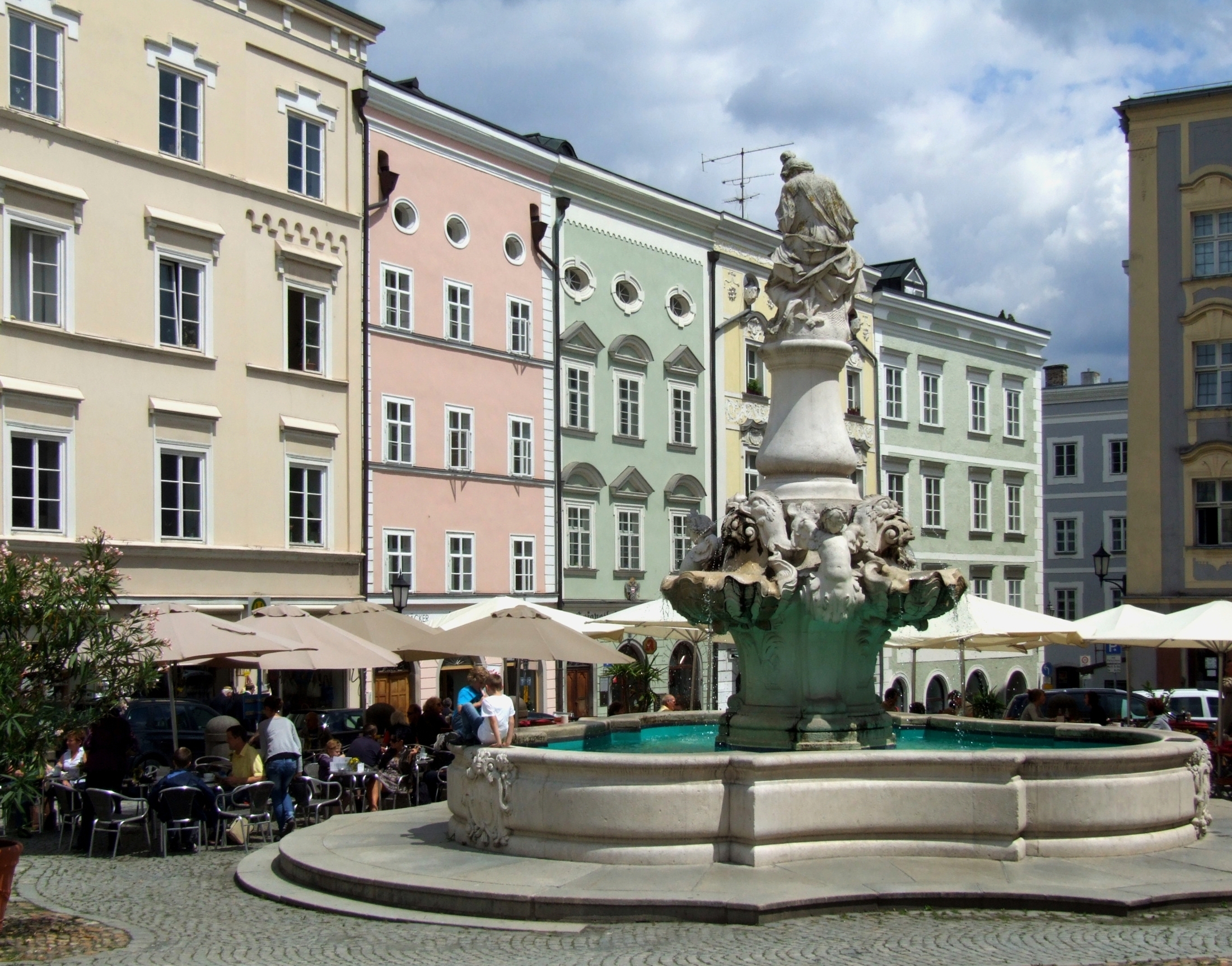 Residenzplatz, Passau