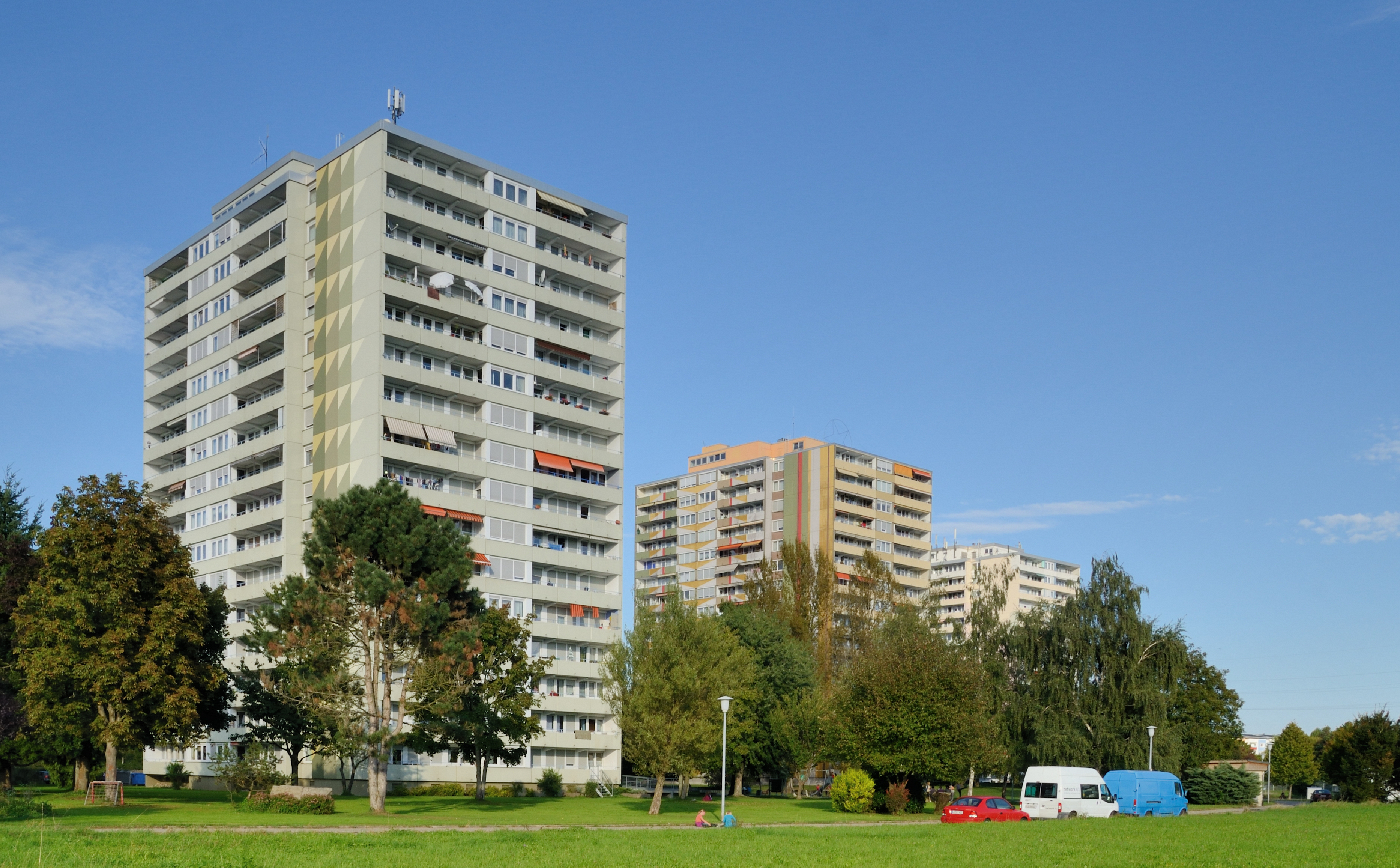 Rheinfelden - Wohnhochhäuser am Fecampring1