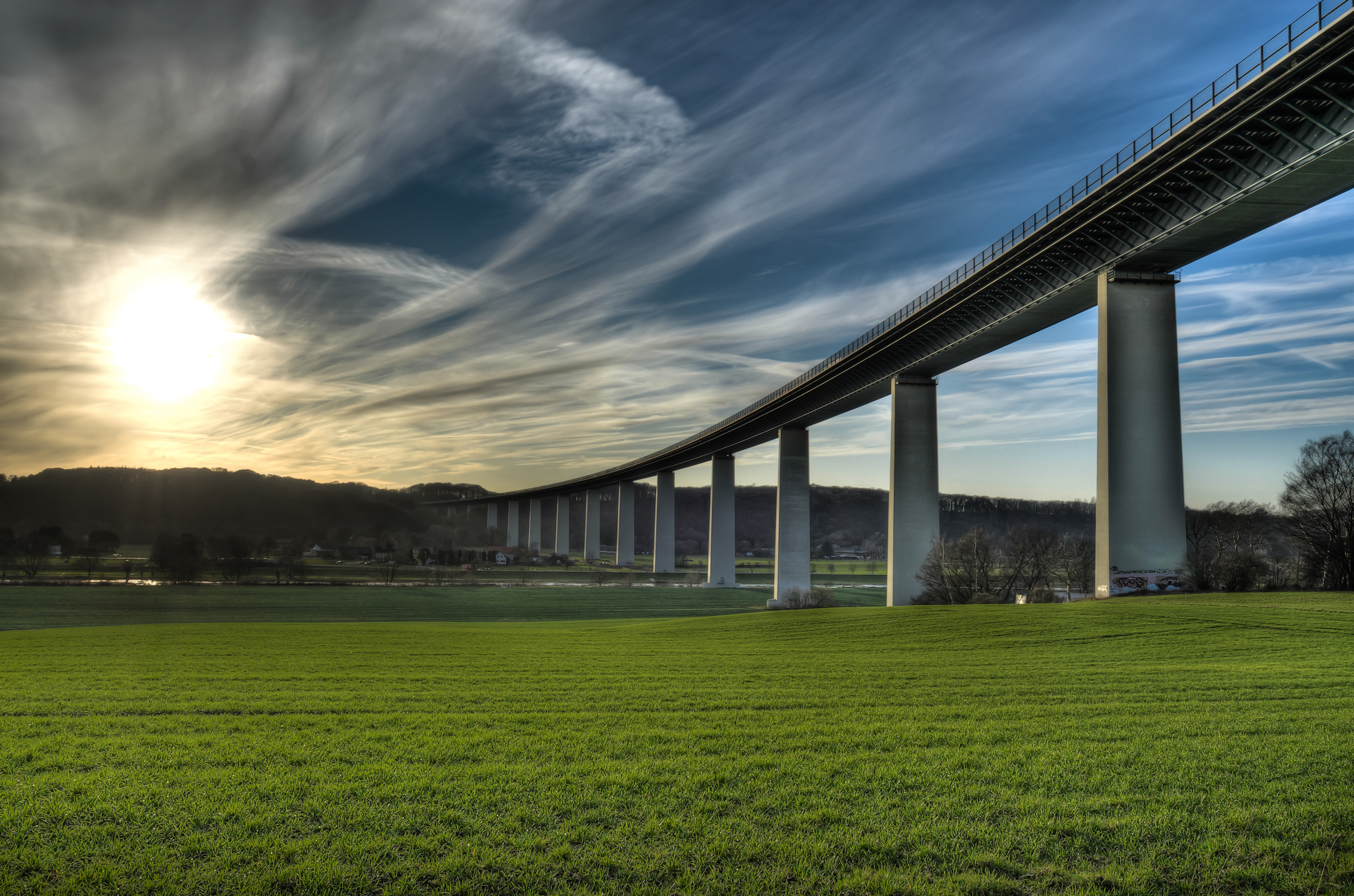 Ruhrtalbruecke-Sonnenuntergang