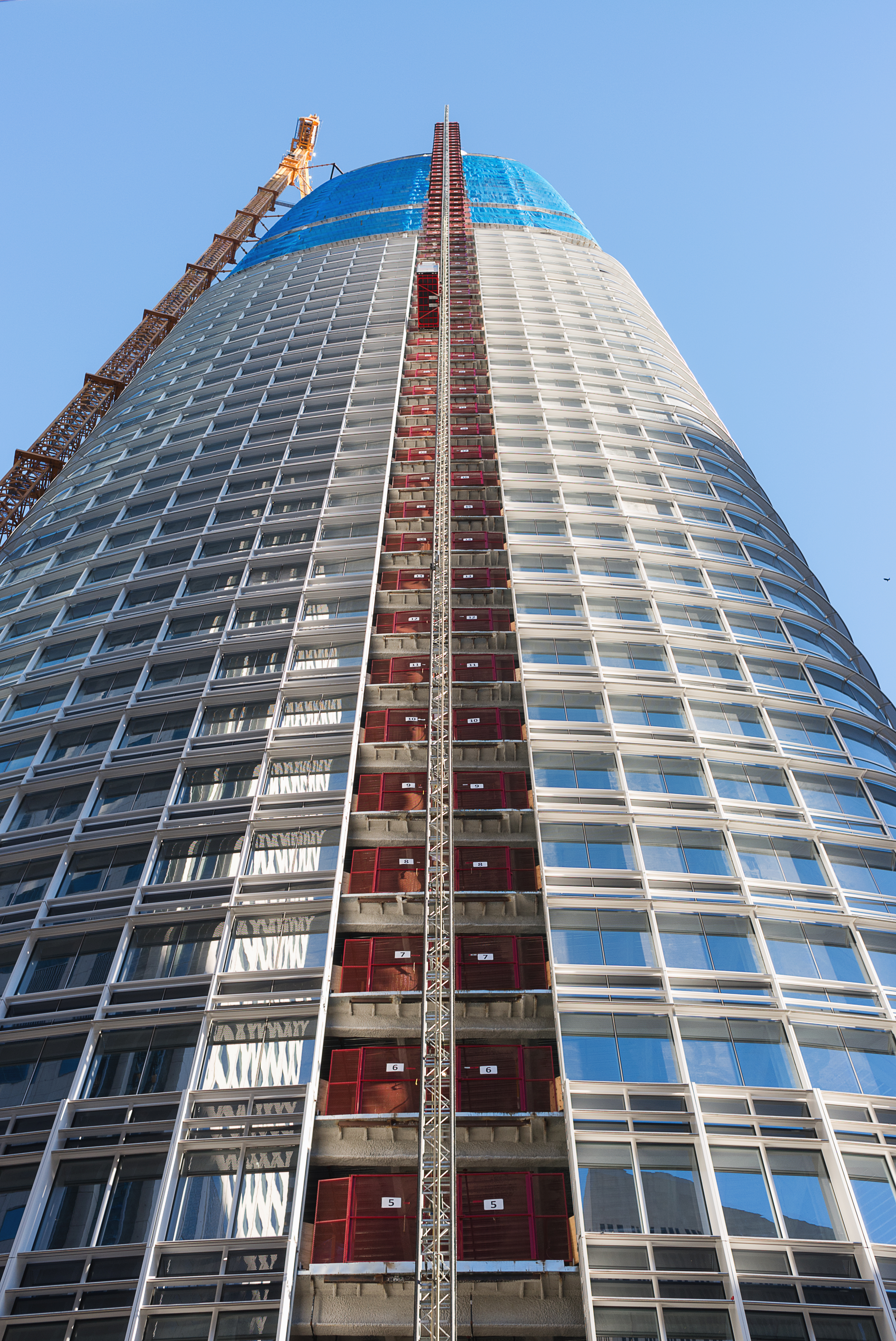 Salesforce Tower during construction, January 2017