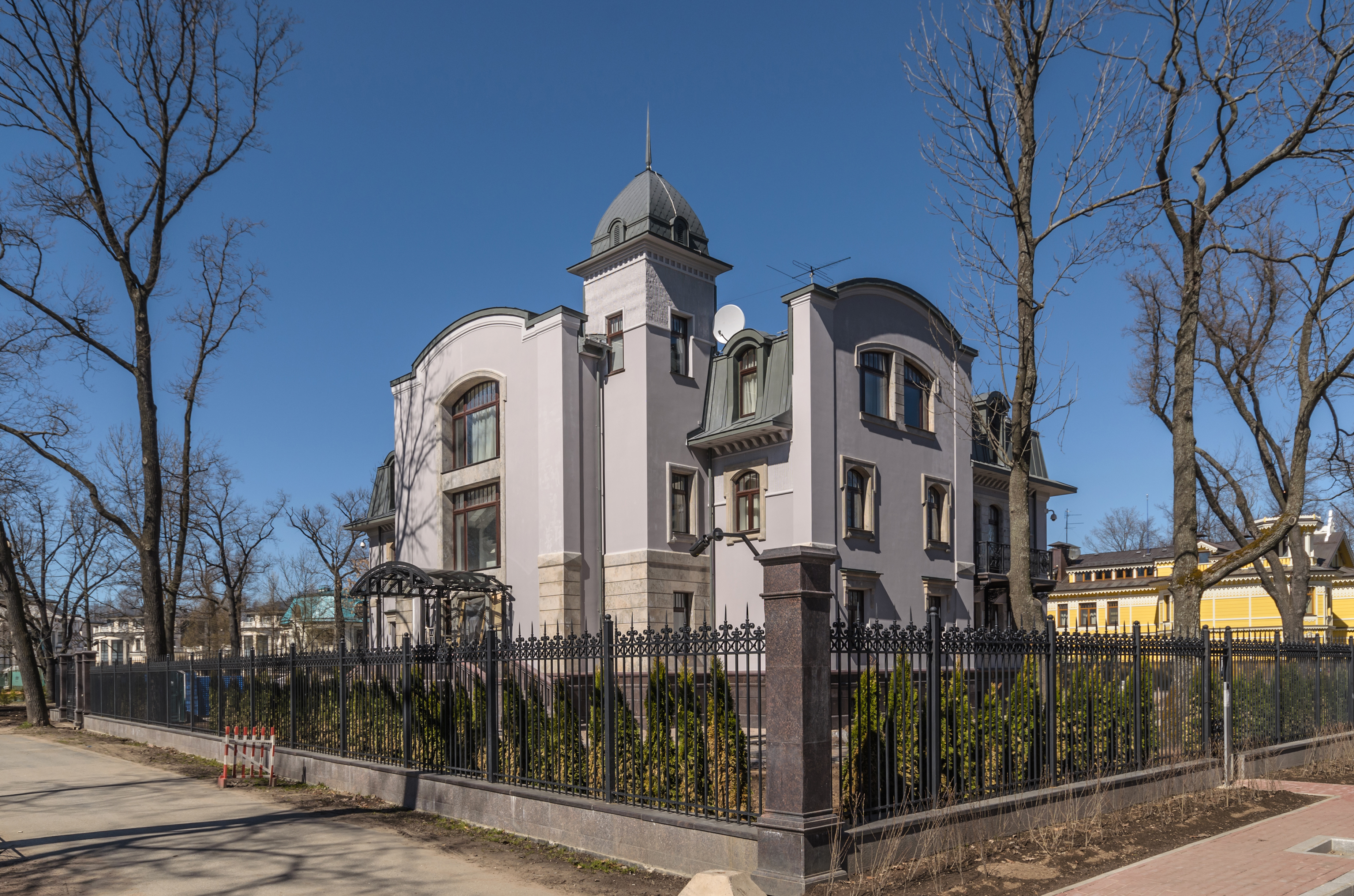 Sanatornaya Alley SPB 2
