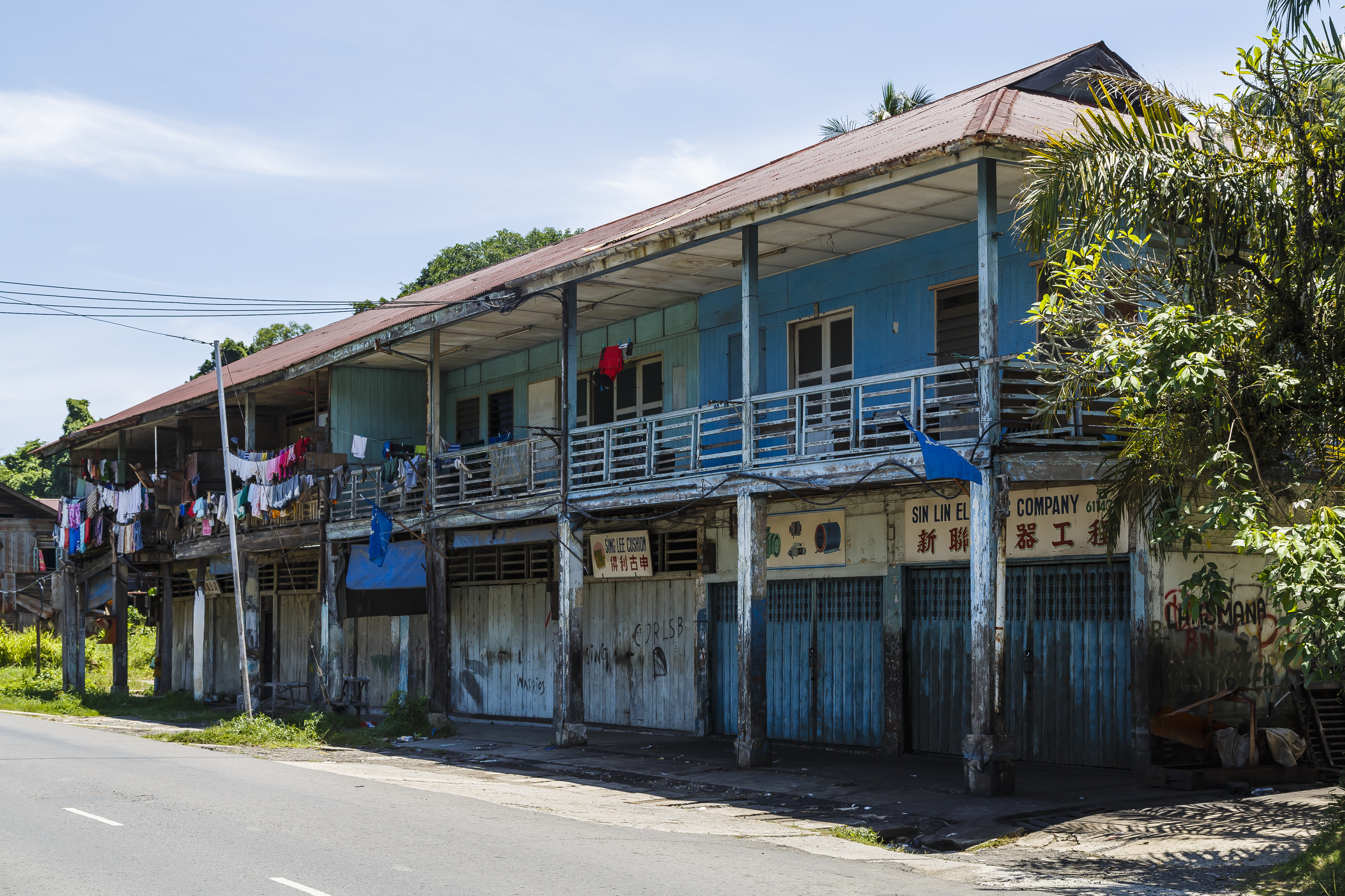 Sandakan Sabah Shoprow-in-Tanah-Merah-02