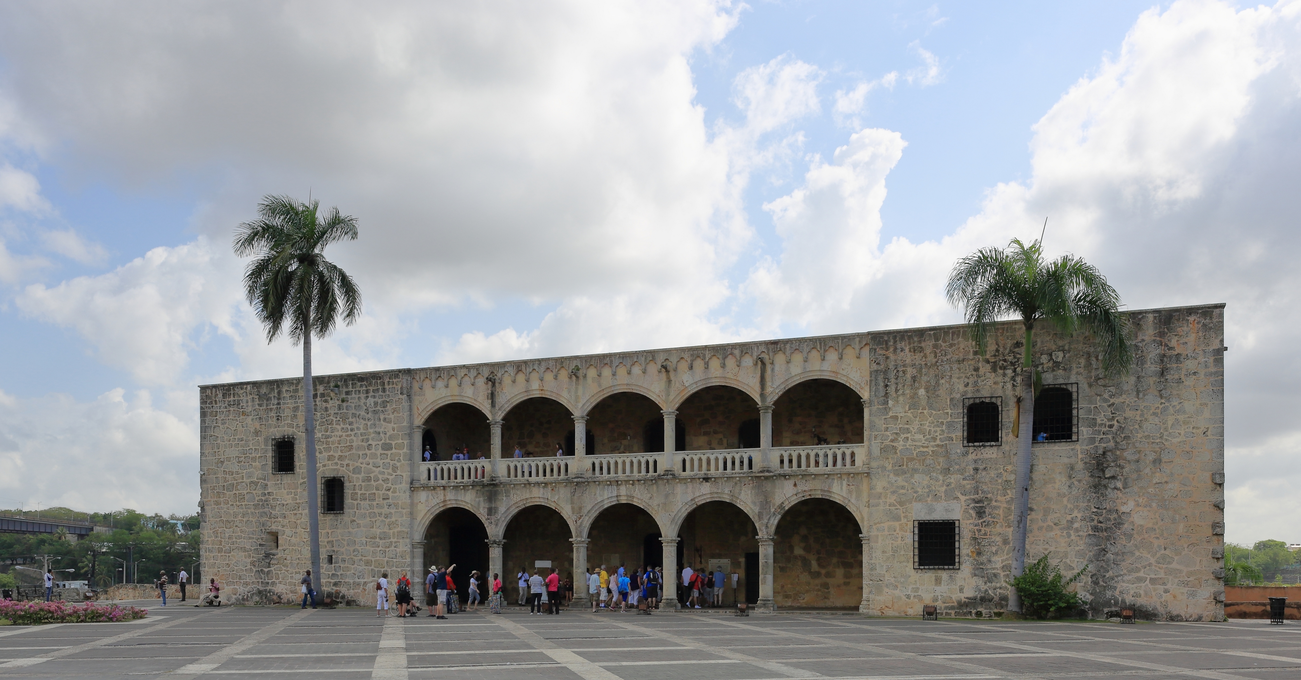 Santo Domingo - Alcazar de Colon 01